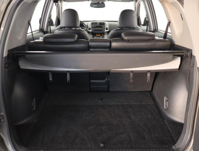 Toyota RAV 4  2.2 D-4D 