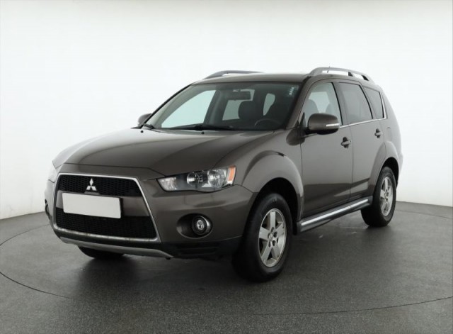 Mitsubishi Outlander  2.0 DI-D 