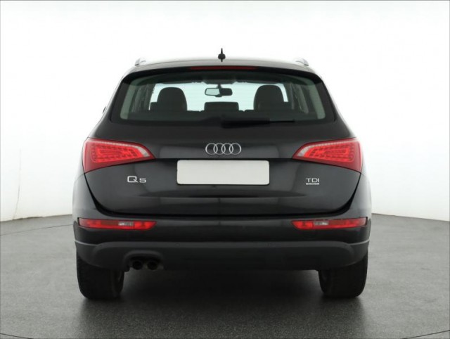 Audi Q5  2.0 TDI 
