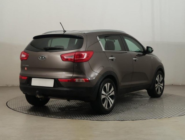 Kia Sportage  2.0 CVVT Comfort
