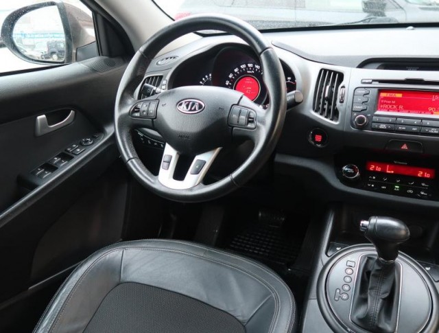 Kia Sportage  2.0 CVVT Comfort