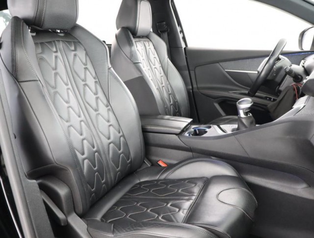 Peugeot 5008  1.5 BlueHDi GT Line