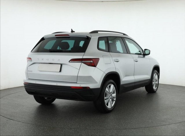 Škoda Karoq  1.5 TSI Fresh