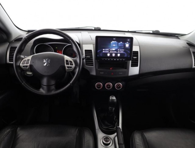 Peugeot 4007  2.2 HDI 