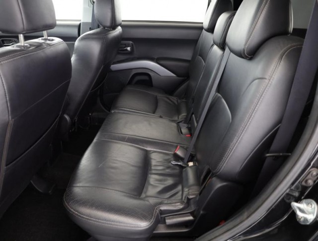 Peugeot 4007  2.2 HDI 