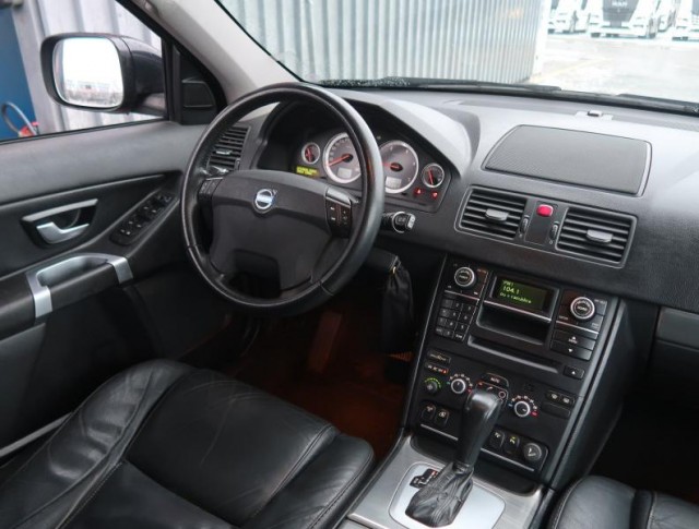 Volvo XC90  D5 