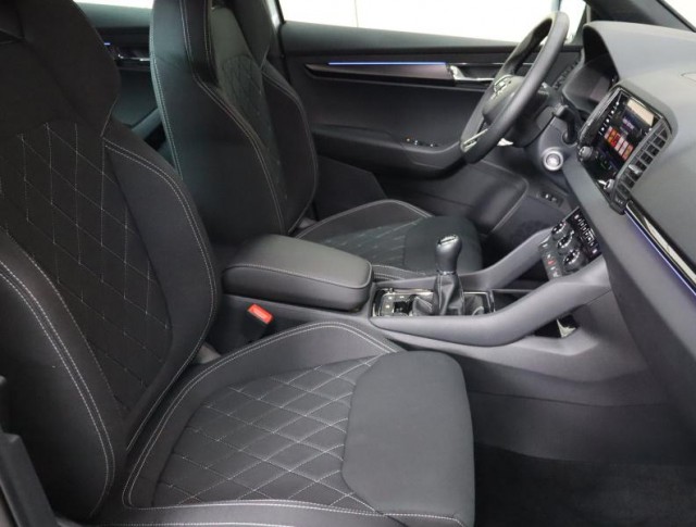 Škoda Karoq  1.5 TSI Sportline