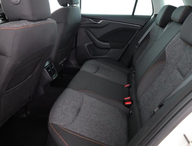 Škoda Kamiq  1.0 TSI 