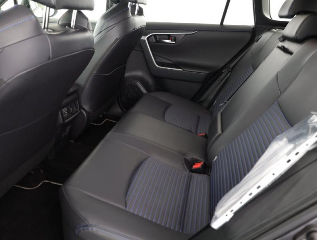 Toyota RAV 4  2.5 Hybrid 