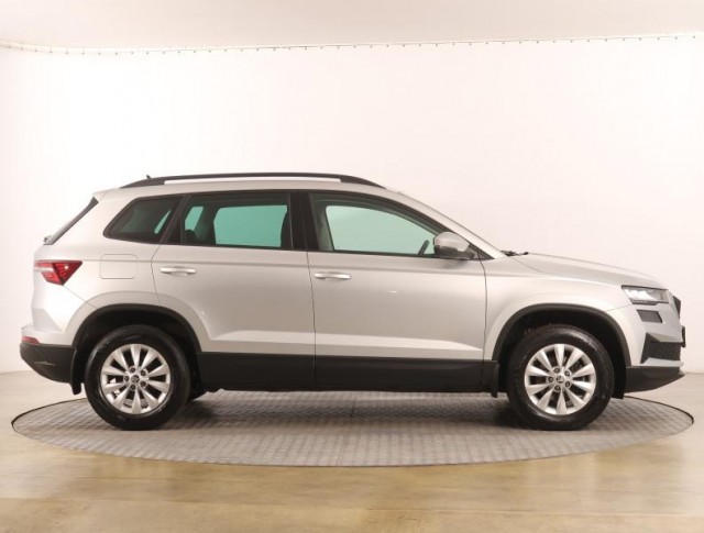 Škoda Karoq  1.0 TSI Ambition