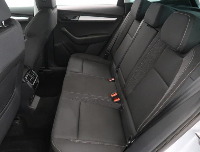 Škoda Karoq  1.0 TSI Ambition