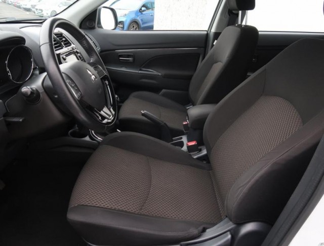 Mitsubishi ASX  1.6 MIVEC 