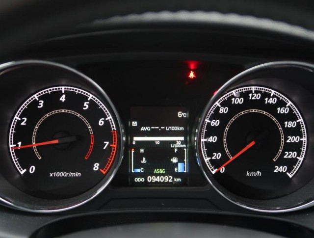 Mitsubishi ASX  1.6 MIVEC 