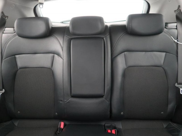 Kia Sportage  2.0 GDI 