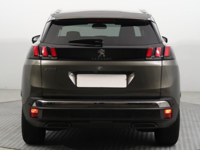 Peugeot 3008  1.5 BlueHDi 