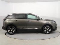 Peugeot 3008  1.5 BlueHDi 