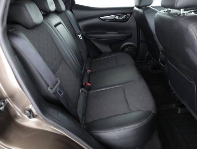 Nissan Qashqai  1.2 DIG-T Tekna