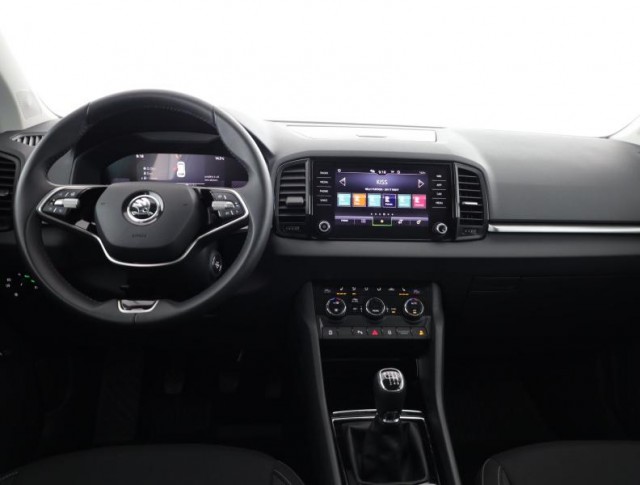 Škoda Karoq  1.5 TSI Fresh