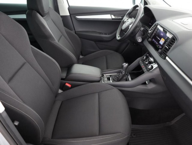 Škoda Karoq  1.5 TSI Fresh