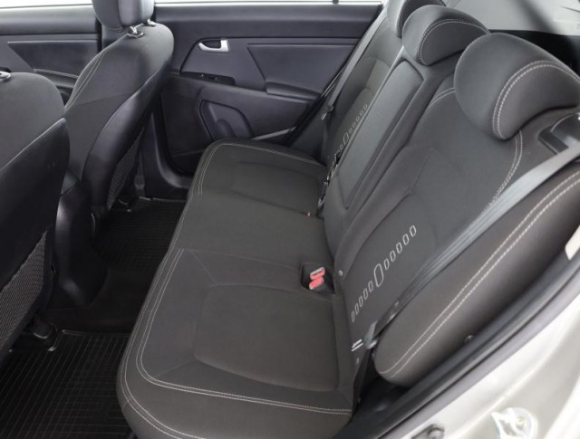 Kia Sportage  2.0 CRDi Comfort Plus