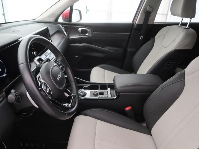 Kia Sorento  2.2 CRDi 