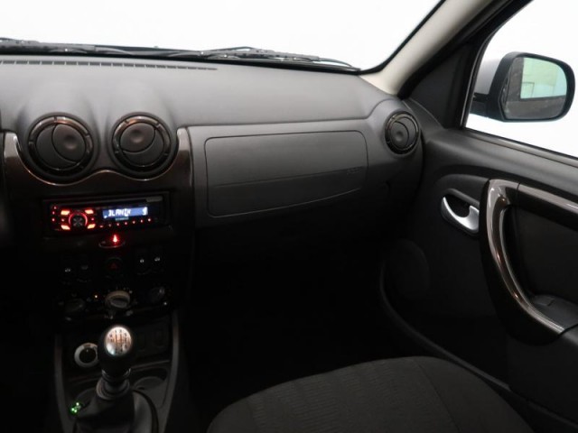 Dacia Duster  1.6 16V 