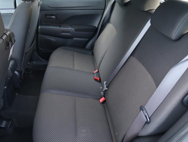 Mitsubishi ASX  1.6 MIVEC 