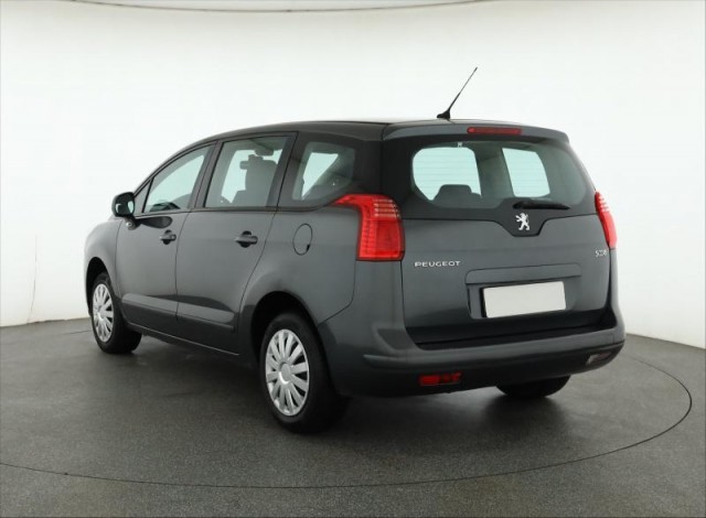 Peugeot 5008  1.6 VTi 