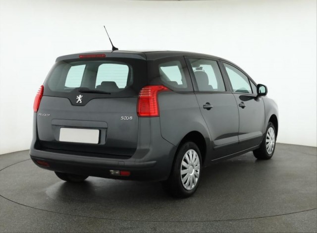 Peugeot 5008  1.6 VTi 