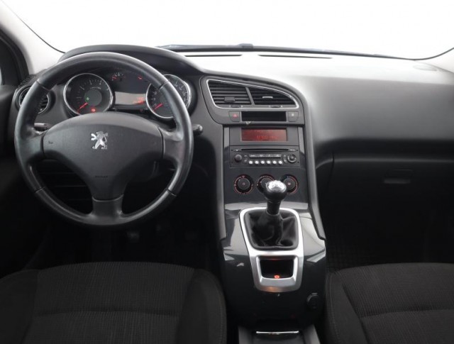 Peugeot 5008  1.6 VTi 
