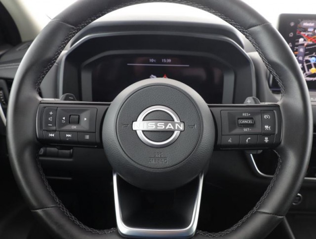 Nissan Qashqai  1.3 DIG-T MHEV 