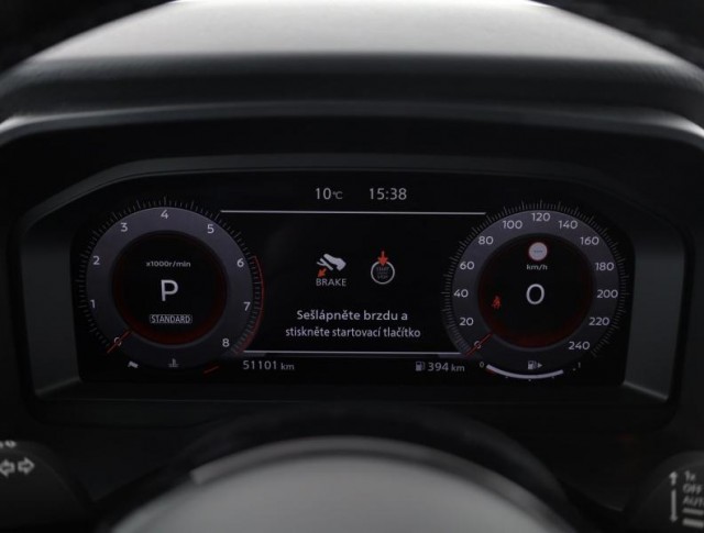 Nissan Qashqai  1.3 DIG-T MHEV 