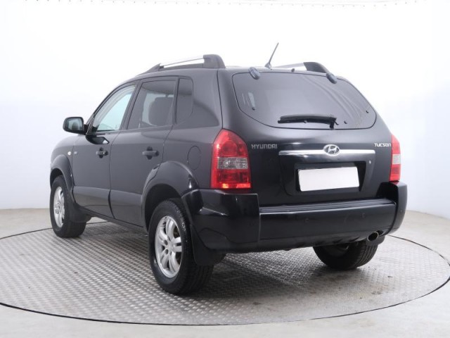 Hyundai Tucson  2.0 i 