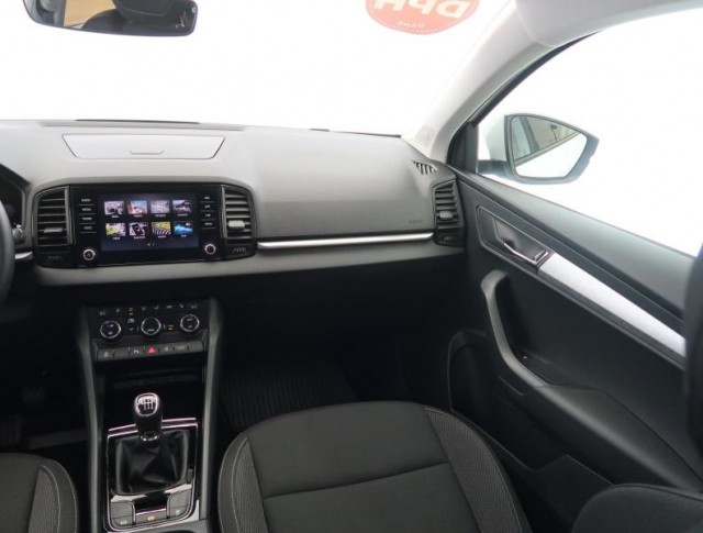 Škoda Karoq  1.5 TSI Fresh