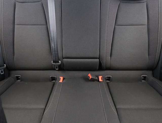 Škoda Karoq  1.5 TSI Fresh