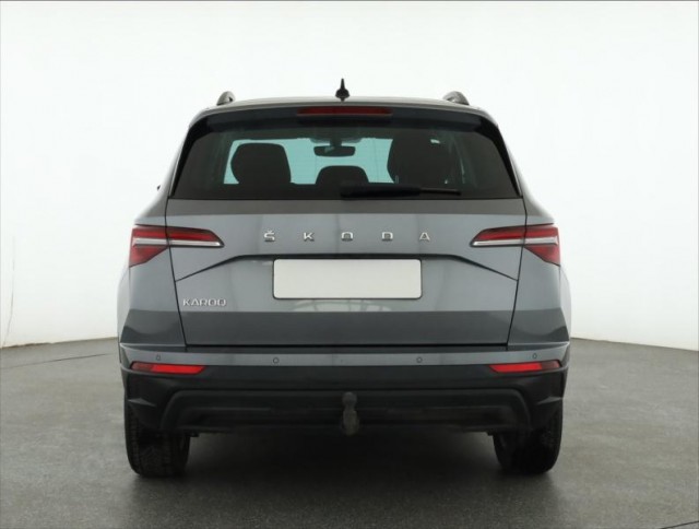 Škoda Karoq  1.5 TSI Fresh