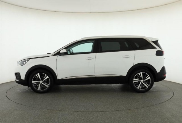 Peugeot 5008  1.5 BlueHDi 