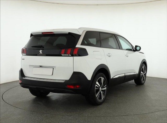 Peugeot 5008  1.5 BlueHDi 