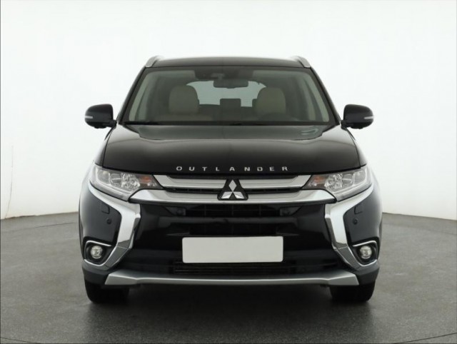 Mitsubishi Outlander  2.2 DI-D 