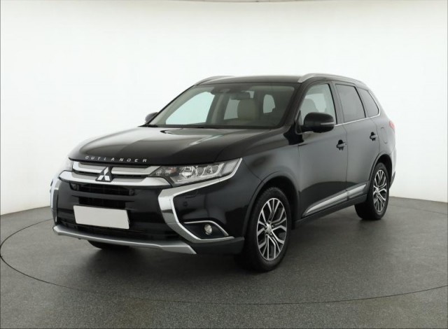 Mitsubishi Outlander  2.2 DI-D 