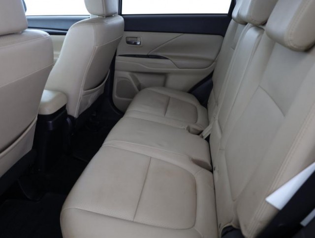 Mitsubishi Outlander  2.2 DI-D 