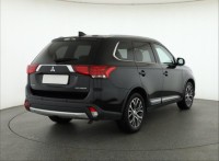 Mitsubishi Outlander  2.2 DI-D 