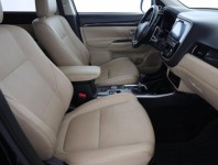 Mitsubishi Outlander  2.2 DI-D 