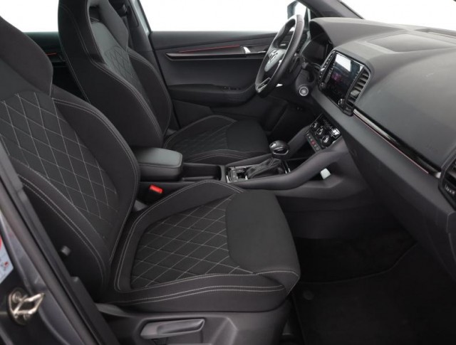 Škoda Karoq  1.5 TSI Sportline