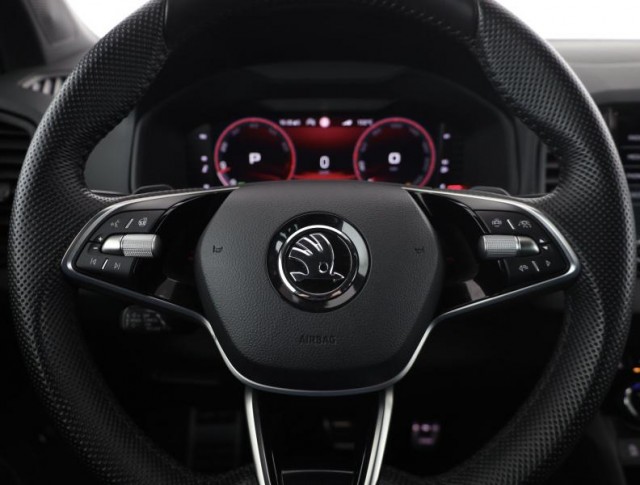 Škoda Karoq  1.5 TSI Sportline