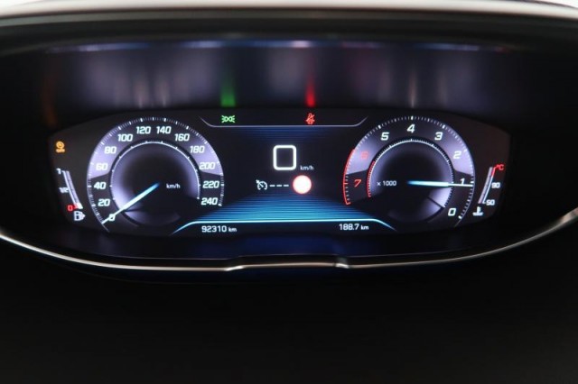 Peugeot 5008  PureTech 130 