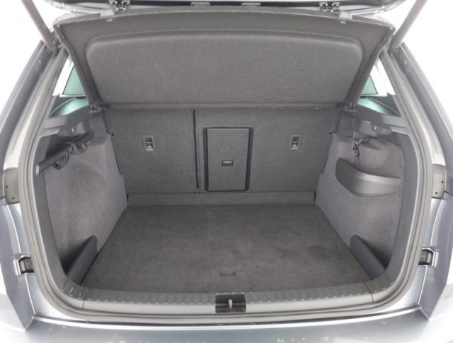 Škoda Karoq  1.5 TSI Fresh