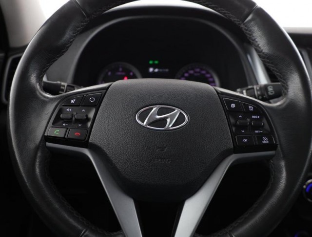 Hyundai Tucson  2.0 CRDi 
