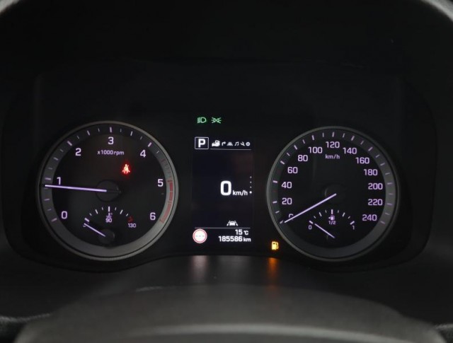 Hyundai Tucson  2.0 CRDi 