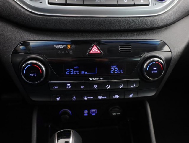 Hyundai Tucson  2.0 CRDi 